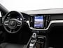 Volvo V60 2.0 T8 Plug-in hybrid AWD Plus Dark Trekhaak / Stoelverwarming / 360 camera / Parkeersensoren / Panorama dak / 455PK / Sportstoelen /