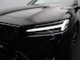 Volvo V60 2.0 T8 Plug-in hybrid AWD Plus Dark Trekhaak / Stoelverwarming / 360 camera / Parkeersensoren / Panorama dak / 455PK / Sportstoelen /
