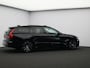 Volvo V60 2.0 T8 Plug-in hybrid AWD Plus Dark Trekhaak / Stoelverwarming / 360 camera / Parkeersensoren / Panorama dak / 455PK / Sportstoelen /