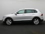 Volkswagen Tiguan 1.4 TSI eHybrid Elegance 245 PK| Dealeronderhouden | Trekhaak | Navigatie | Stoelverwarming | Achteruitrijcamera | Stuurwielverwarming | Artvelours Bekleding | Keyless Access |