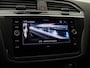 Volkswagen Tiguan 1.4 TSI eHybrid Elegance 245 PK| Dealeronderhouden | Trekhaak | Navigatie | Stoelverwarming | Achteruitrijcamera | Stuurwielverwarming | Artvelours Bekleding | Keyless Access |