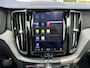 Volvo XC60 2.0 T8 Plug-in hybrid AWD Ultra Dark SOH 100% | 21'' INCH WIELEN | HARMAN KARDON | MEM. SEATS | VOOR & ACHTER STOELEN VERWARMD | STUURWIEL VERWARMD | PANO | KEYLESS | DODE HOEK | RIJKLAAR + 12 MND BOVAG GARANTIE |