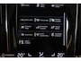 Volvo V60 2.0 T6 Recharge AWD R-Design - Pano - B&W audio - Semi-elektrische trekhaak