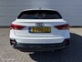 Audi Q3 35 TFSI S edition | Stoelverwarming | Trekhaak|