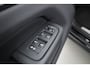 Volvo XC60 2.0 T6 Plug-in hybrid AWD Long Range Plus Dark | Rijklaar | Pano-dak | Trekhaak | 4x Stoel + Stuurverw. | voorruit.verw. | Google |