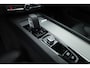 Volvo XC60 2.0 T6 Plug-in hybrid AWD Long Range Plus Dark | Rijklaar | Pano-dak | Trekhaak | 4x Stoel + Stuurverw. | voorruit.verw. | Google |