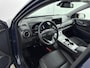 Hyundai Kona Electric EV Premium 64 kWh | SOH 96,5 | Lederen bekleding | Stoel Verwarming / Verkoeling | Parkeersensoren | Dodehoek detectie |