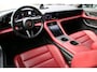 Porsche Taycan Turbo 93 kWh DEALER OND. NP 173.600,- BTW-AUTO!