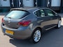 Opel Astra 1.6 Turbo Cosmo 179PK/STOEL-STUURVERWARMING/NAVI/LMV/PDC