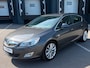 Opel Astra 1.6 Turbo Cosmo 179PK/STOEL-STUURVERWARMING/NAVI/LMV/PDC