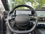 Hyundai Ioniq 6 First Edition AWD 77.4 kWh SOH 100% | PANO | STOEL VERWAMRING VOOR & ACHTER | MEM. SEAT | ELEK. STOELEN | BOSE BOXEN | 360 CAMERA | FABRIEKS GARANTIE TM 03-2028 | RIJKLAAR ! |
