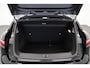 Renault Megane E-Tech EV60 Optimum Charge Iconic | Trekhaak | Stoel en stuurverwarming | Active driver assist | Dodehoek detectie |