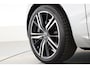 Volvo XC60 2.0 T8 Twin Engine AWD R-Design | Prijs Rijklaar | Vol | Luchtvering | Stoelventilatie | Trekhaak | 21 inch |