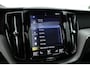 Volvo XC60 2.0 T8 Twin Engine AWD R-Design | Prijs Rijklaar | Vol | Luchtvering | Stoelventilatie | Trekhaak | 21 inch |