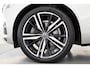 Volvo XC60 2.0 T8 Twin Engine AWD R-Design | Prijs Rijklaar | Vol | Luchtvering | Stoelventilatie | Trekhaak | 21 inch |