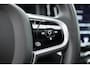 Volvo XC60 2.0 T8 Twin Engine AWD R-Design | Prijs Rijklaar | Vol | Luchtvering | Stoelventilatie | Trekhaak | 21 inch |