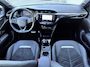 Opel Corsa Ultimate 1.2 Turbo 130pk EAT8 | ALCANTARA/LEDER | NAVI | 16" LM-VELGEN | STOEL + STUURVERW. | TWO-TONE |