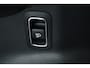 Mercedes-Benz GLB 200 Business Solution AMG (PANORAMADAK, SFEERVERLICHTING, TREKHAAK WEGKLAPBAAR, STOELVERWARMING, ELEKTR STOELEN)