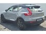 Volvo XC40 2.0 B3 Ultra Black Edition 20” Wielen - Panoramadak - Lounge-pakket - Harman Kardon Audio - 360 Cam - Alarm - Climate - R980 Interieur – Power seats met memory Links - Two Tone – Full led koplampen –Donkere hemel