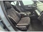 Volvo XC40 2.0 B3 Ultra Black Edition 20” Wielen - Panoramadak - Lounge-pakket - Harman Kardon Audio - 360 Cam - Alarm - Climate - R980 Interieur – Power seats met memory Links - Two Tone – Full led koplampen –Donkere hemel