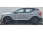 Volvo XC40 2.0 B3 Ultra Black Edition 20” Wielen - Panoramadak - Lounge-pakket - Harman Kardon Audio - 360 Cam - Alarm - Climate - R980 Interieur – Power seats met memory Links - Two Tone – Full led koplampen –Donkere hemel