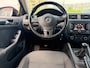 Volkswagen Jetta 1.2 TSI Comfortline met parkeersensoren en cruise controle en airco