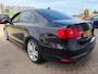 Volkswagen Jetta 1.2 TSI Comfortline met parkeersensoren en cruise controle en airco