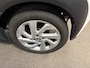 Toyota Aygo X 1.0 VVT-i MT first / apple /stoelverw /cruisec /camera/pdc/clima/boeken