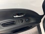 Toyota Aygo X 1.0 VVT-i MT first / apple /stoelverw /cruisec /camera/pdc/clima/boeken