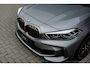 BMW 1-Serie M135i xDrive | Live Cockpit | Panorama | Leder | Memory | H&K | Head-Up | Camera | 19"LM | Skyscraper Grey