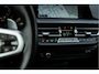 BMW 1-Serie M135i xDrive | Live Cockpit | Panorama | Leder | Memory | H&K | Head-Up | Camera | 19"LM | Skyscraper Grey