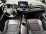 Toyota C-HR / C-HR+ 1.8 Hybrid Executive | Leer | Camera | 18" | DAB+ | Keyless | Winter-pakket | Adaptive CC | PDC | Dealer onderhouden Interesse, Proefrit? Bel of app met: 06-24 28 28 42/ 06-42130156