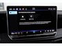 Volkswagen Tiguan 1.5 eHybrid R-Line 272PK / 200kW DSG, 60 maanden / 100.000km garantie, Black Style pakket, Harman Kardon geluidssysteem, head-up display, wegklapbare trekhaak, 20" 'York' LMV, LED Matrix (IQ.Lights) met dynamische richtingaanwijzers, verwarmbare voorstoelen, verwarmbare achterbank, verwarmbaar multifunctioneel lederen stuurwiel, verwarmbare voorruit, adaptieve cruise control (ACC) met Travel Assist, parkeerassistent (Park Assist Pro), keyless access, elektrische achterklep (Easy Open & Close), privacy glas, elektrisch verstel-, verwarm- en inklapbare buitenspiegels, draadloze telefoonlader, 3-zone climatronic, DAB+, dodehoekdetectie (Side Assist), draadloos Apple Carplay & Android Auto, dynamisch grootlichtassistent (Dynamic Light Assist) etc.
