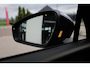 Volkswagen Tiguan 1.5 eHybrid R-Line 272PK / 200kW DSG, 60 maanden / 100.000km garantie, Black Style pakket, Harman Kardon geluidssysteem, head-up display, wegklapbare trekhaak, 20" 'York' LMV, LED Matrix (IQ.Lights) met dynamische richtingaanwijzers, verwarmbare voorstoelen, verwarmbare achterbank, verwarmbaar multifunctioneel lederen stuurwiel, verwarmbare voorruit, adaptieve cruise control (ACC) met Travel Assist, parkeerassistent (Park Assist Pro), keyless access, elektrische achterklep (Easy Open & Close), privacy glas, elektrisch verstel-, verwarm- en inklapbare buitenspiegels, draadloze telefoonlader, 3-zone climatronic, DAB+, dodehoekdetectie (Side Assist), draadloos Apple Carplay & Android Auto, dynamisch grootlichtassistent (Dynamic Light Assist) etc.