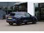 Volkswagen Tiguan 1.5 eHybrid R-Line 272PK / 200kW DSG, 60 maanden / 100.000km garantie, Black Style pakket, Harman Kardon geluidssysteem, head-up display, wegklapbare trekhaak, 20" 'York' LMV, LED Matrix (IQ.Lights) met dynamische richtingaanwijzers, verwarmbare voorstoelen, verwarmbare achterbank, verwarmbaar multifunctioneel lederen stuurwiel, verwarmbare voorruit, adaptieve cruise control (ACC) met Travel Assist, parkeerassistent (Park Assist Pro), keyless access, elektrische achterklep (Easy Open & Close), privacy glas, elektrisch verstel-, verwarm- en inklapbare buitenspiegels, draadloze telefoonlader, 3-zone climatronic, DAB+, dodehoekdetectie (Side Assist), draadloos Apple Carplay & Android Auto, dynamisch grootlichtassistent (Dynamic Light Assist) etc.