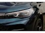 Volkswagen Tiguan 1.5 eHybrid R-Line 272PK / 200kW DSG, 60 maanden / 100.000km garantie, Black Style pakket, Harman Kardon geluidssysteem, head-up display, wegklapbare trekhaak, 20" 'York' LMV, LED Matrix (IQ.Lights) met dynamische richtingaanwijzers, verwarmbare voorstoelen, verwarmbare achterbank, verwarmbaar multifunctioneel lederen stuurwiel, verwarmbare voorruit, adaptieve cruise control (ACC) met Travel Assist, parkeerassistent (Park Assist Pro), keyless access, elektrische achterklep (Easy Open & Close), privacy glas, elektrisch verstel-, verwarm- en inklapbare buitenspiegels, draadloze telefoonlader, 3-zone climatronic, DAB+, dodehoekdetectie (Side Assist), draadloos Apple Carplay & Android Auto, dynamisch grootlichtassistent (Dynamic Light Assist) etc.