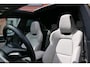 Porsche Macan 4 100 kWh pano. adaptief onderstel. trekhaak. bose
