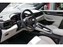 Porsche Macan 4 100 kWh pano. adaptief onderstel. trekhaak. bose