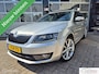 Skoda Octavia Combi 1.2 SCHUIFKANTELDAK XENON PDC 17" NAP