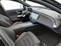 Mercedes-Benz E-klasse 300 e Business Solution AMG | Comfortpakket Plus | Winterpakket | Nightpakket | Trekhaak | Panoramaschuifdak | Warmtewerend, donkergetint glas | GUARD 360° | 19-inch vijfdubbelspaaks AMG velgen |