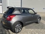 Suzuki Swift 1.0 Stijl Smart Hybrid 1e eigenaar| Dealer onderhouden| Meest Luxe uitvoering| Fabrieksgarantie tot 2028