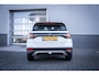 Volkswagen T-Cross 1.0 TSI Life | Cruise control adaptief | Parkeersensoren voor en achter | Trekhaak