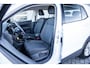 Volkswagen T-Cross 1.0 TSI Life | Cruise control adaptief | Parkeersensoren voor en achter | Trekhaak