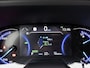 Toyota RAV4 2.5 Hybrid Dynamic | Navigatie | Parkeersensoren achter | Elektrische achterklep Climate Control | Cruise Control Adaptive | Achteruitrijcamera | SL38