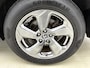 Toyota RAV4 2.5 Hybrid Dynamic | Navigatie | Parkeersensoren achter | Elektrische achterklep Climate Control | Cruise Control Adaptive | Achteruitrijcamera | SL38