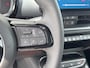 Fiat 600 600e La Prima 54 kWh | Adaptive Cruise Control | Achteruitrijcamera | Navigatie | Elektrische Stoelen