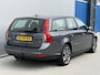 Volvo V50 2.4 Momentum - Erg netjes - Goed onderhouden - NAP