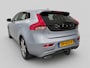 Volvo V40 2.0 T4 Inscription - Automaat - Leder met memory - Stoelverw - Navi - Camera - Trekhaak - Dealeronderhouden
