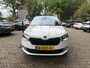 Skoda Fabia Combi 1.0 TSI Ambition. Wij zijn altijd de goedkoopste met de beste Vakgarage BOVAG service.