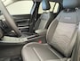 Jeep Avenger 1.2 e-Hybrid Summit Panoramadak | JBL | Elek.Klep | Vol Opties! | Camera | Leder/Stof | 18'' Lichmetaal | '| Achterbank in delen neerklapbaar | Achteruitrijcamera | Afdaal assistent